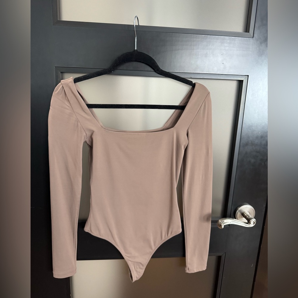 Babaton Taupe Long Sleeve Fitted Bodysuit
